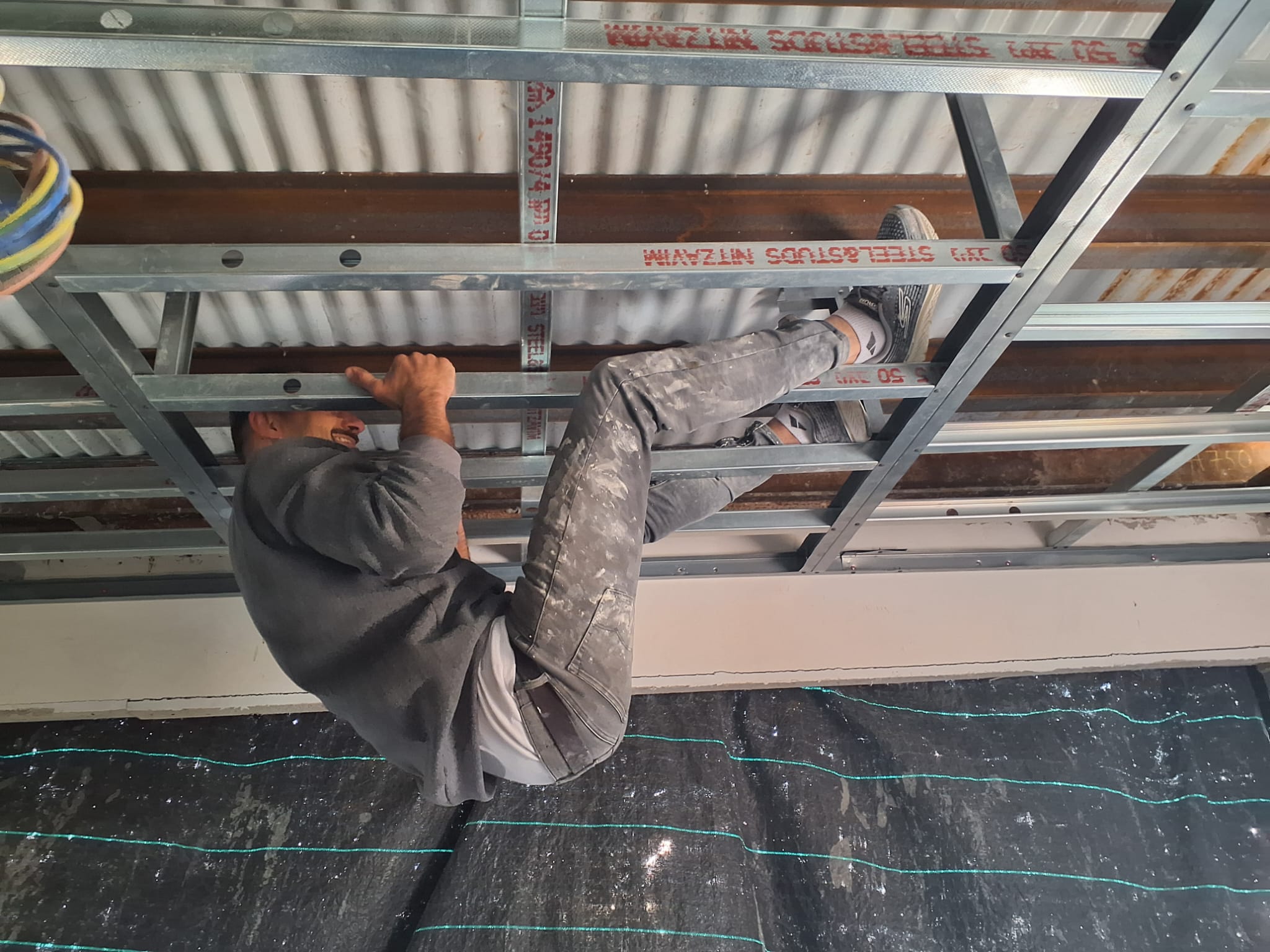 שלד פלדה — שלב מכרזי קבלנים